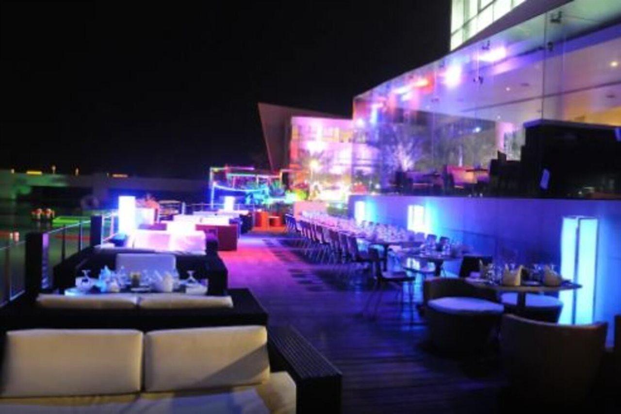 Sea Loft Villas Manama Eksteriør billede
