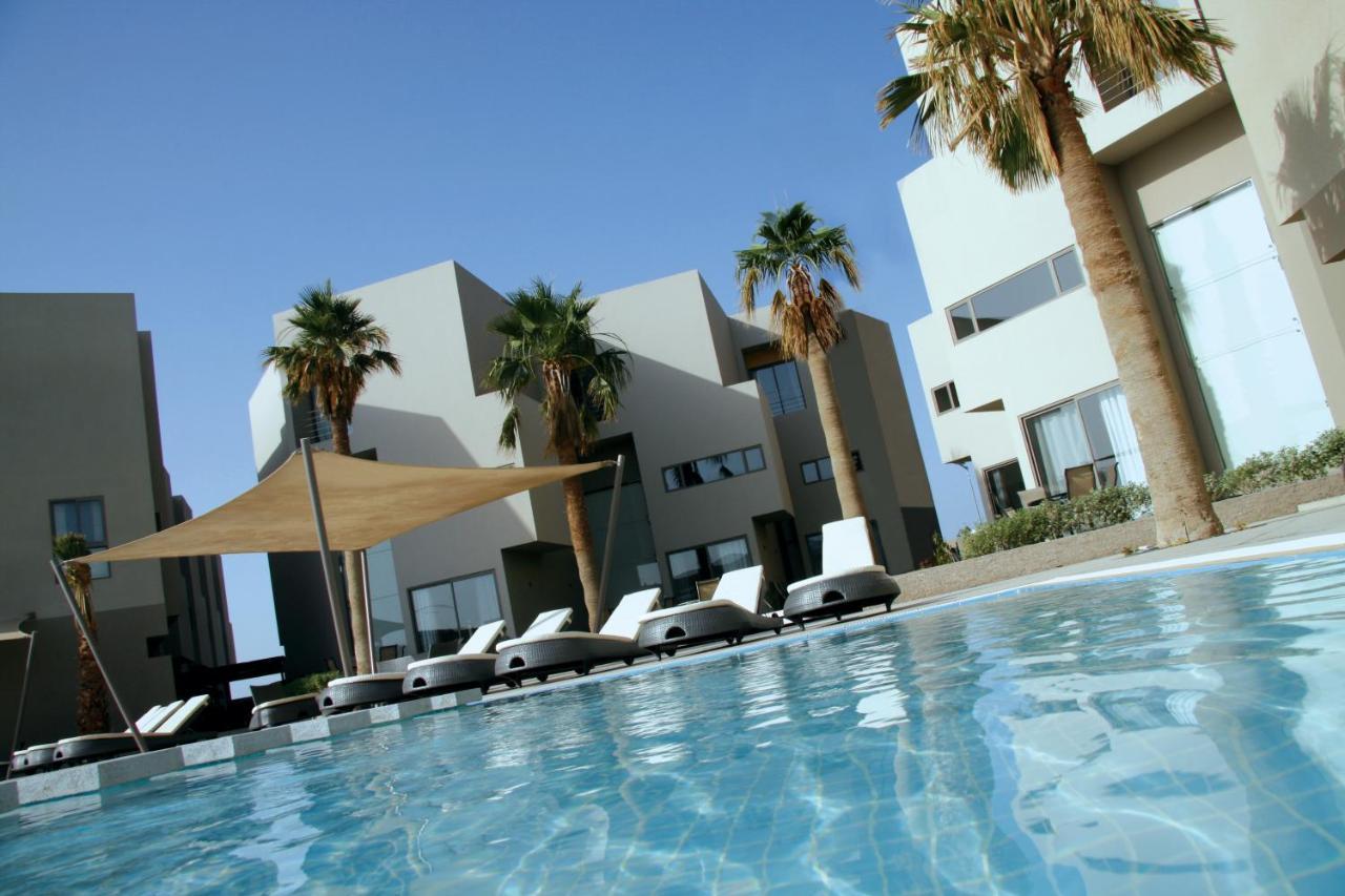 Sea Loft Villas Manama Eksteriør billede