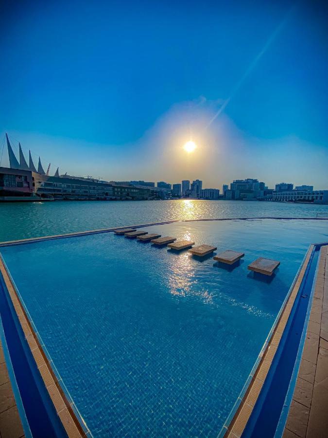 Sea Loft Villas Manama Eksteriør billede